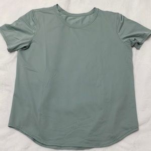 Lululemon top